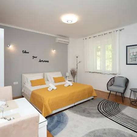 Nena Studio Apartment Zadar Exterior photo