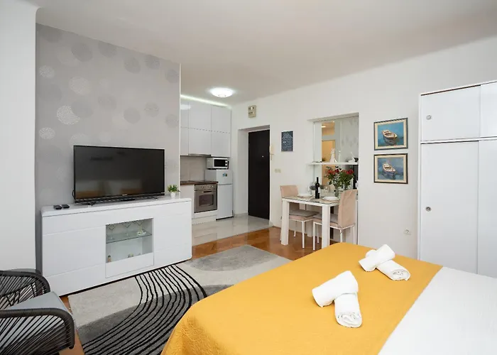 Nena Studio Apartment